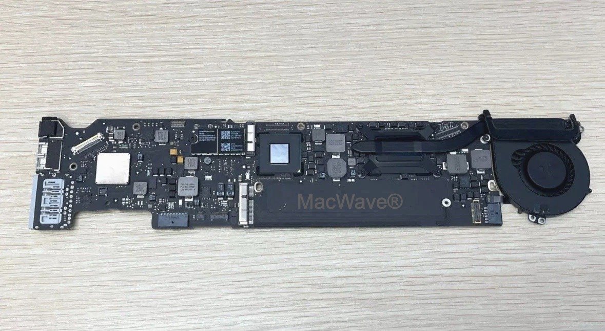 Logic Board (1.8GHz Core i5, 4GB RAM) for Apple MacBook Air 13 inch A1466 Mid 2012