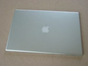 A1151 LCD Case Lid for Apple MacBook Pro 17 inch A1151 Mid 2006, A1212 Late 2006, A1229 Late 2007, A1261 Early 2008, A1261 Late 2008