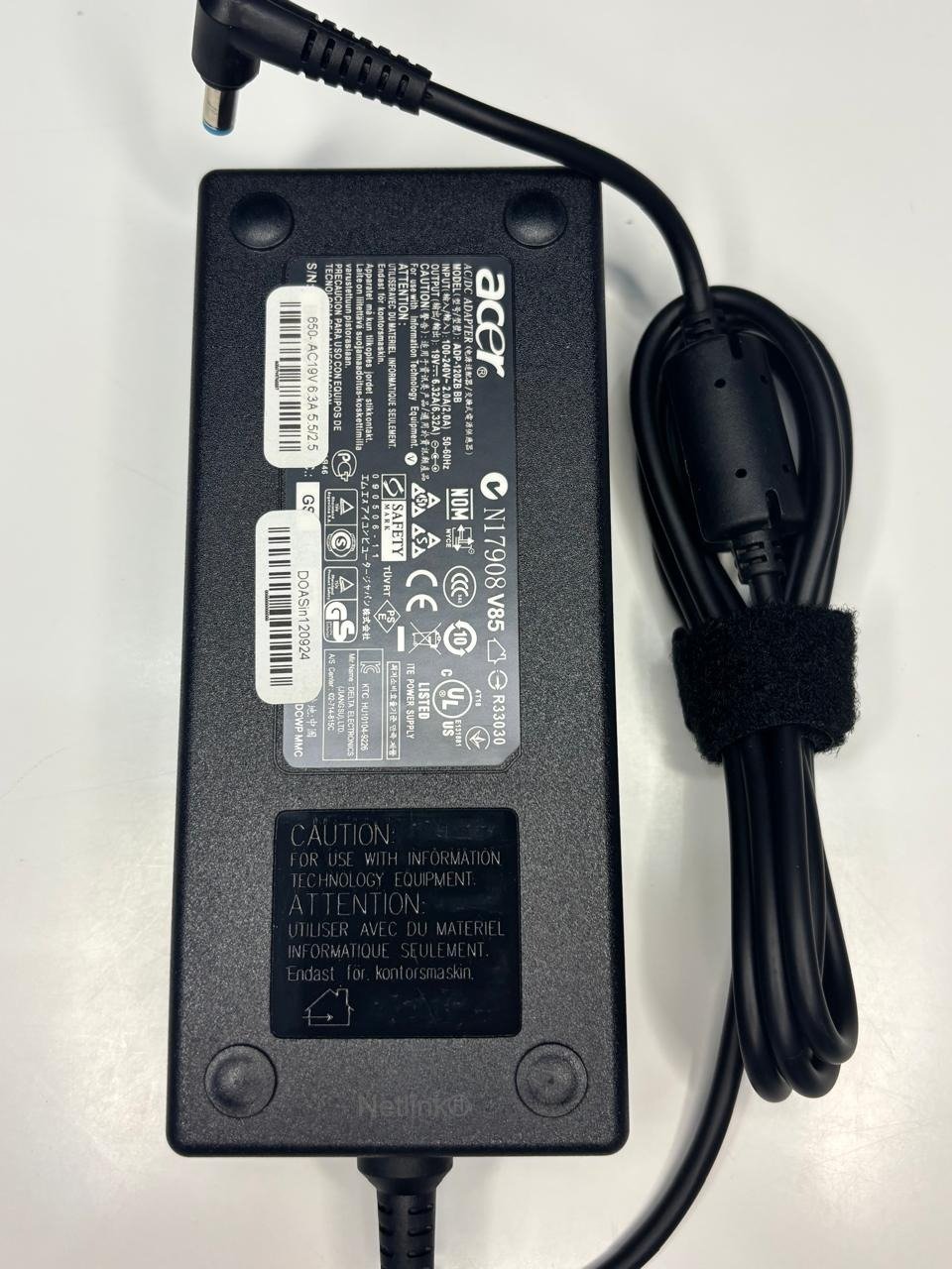 Laptop charger 19V 6.32A 120W AC 5.5*1.7mm Adapter power supply for Toshiba Satellite P300 P305D P35 P500 P505D P70 P75 P770D P775