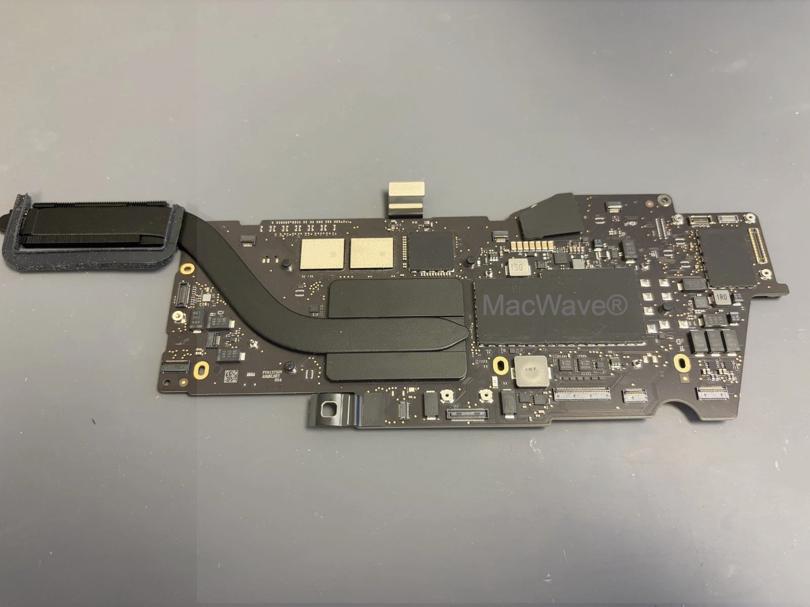 A2338 Logic Board for Apple MacBook Pro 13-inch Retina Touch A2338 M1 8GB RAM 256GB SSD with touch id (Mid 2020)