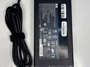 HP OW135F13 Ap13501004 AC ADAPTER LAPTOP 19V 7.1A, 5.5/2.5MM