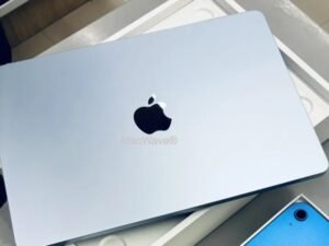 A3240 LCD Display Screen Assembly for MacBook Air M4 13″ 2025 (Sky Blue)